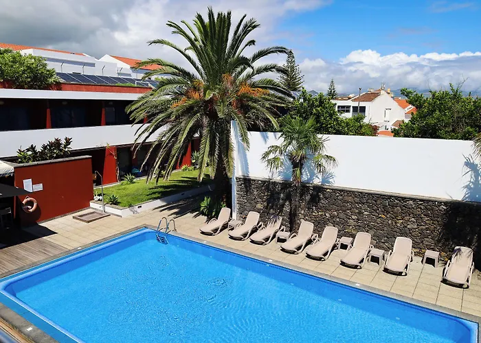 Ping pong hotels Antillia