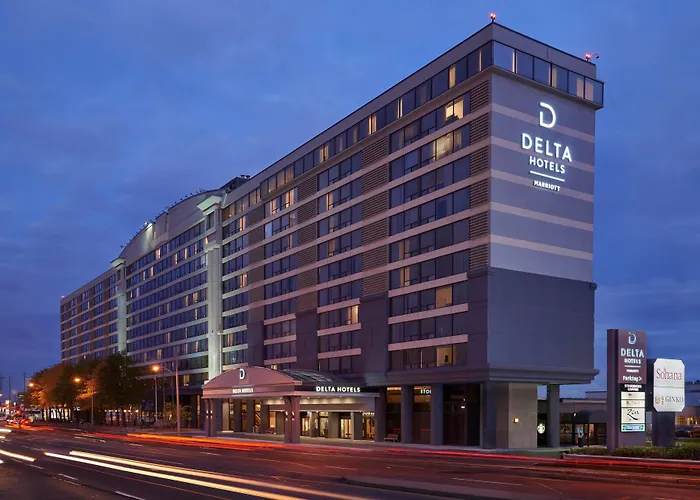 Hotels Close to Airport Delta s By Marriott Toronto Airport & Conference Centre