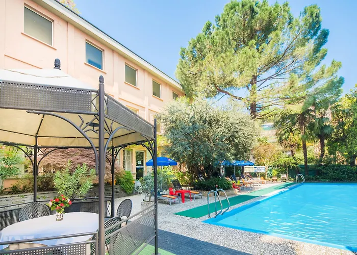 Best Western Hotel Bellevue au Lac