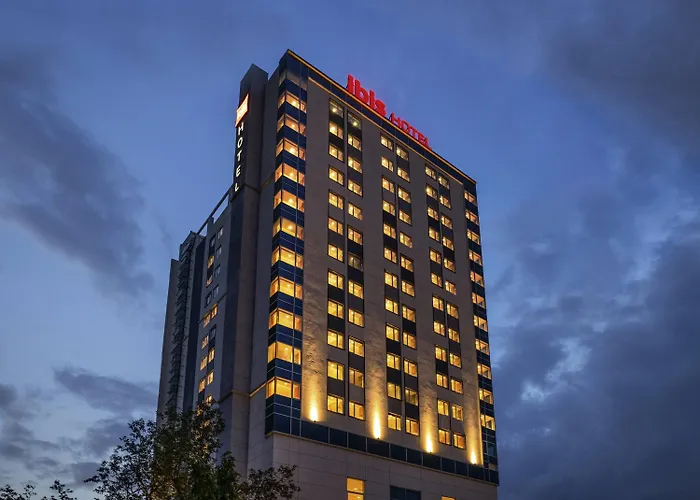 3 star hotels Ibis Mumbai Vikhroli - An Accor Brand