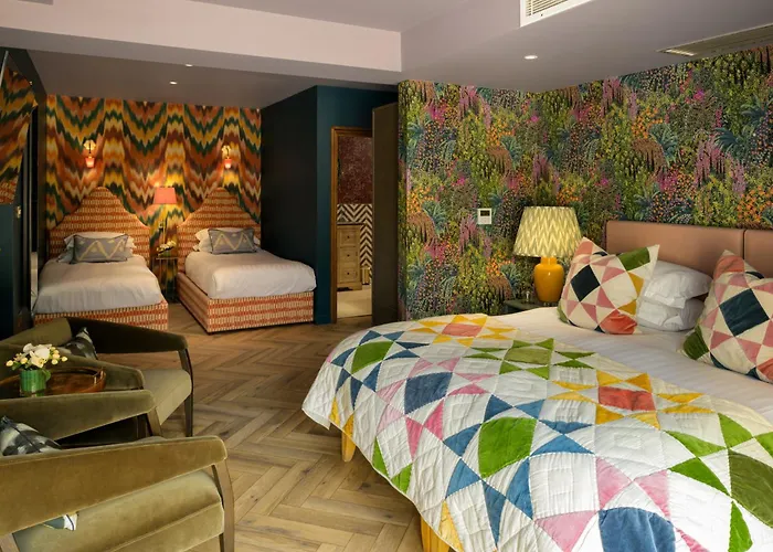 Family resorts Tempus At Charlton Hall Estate