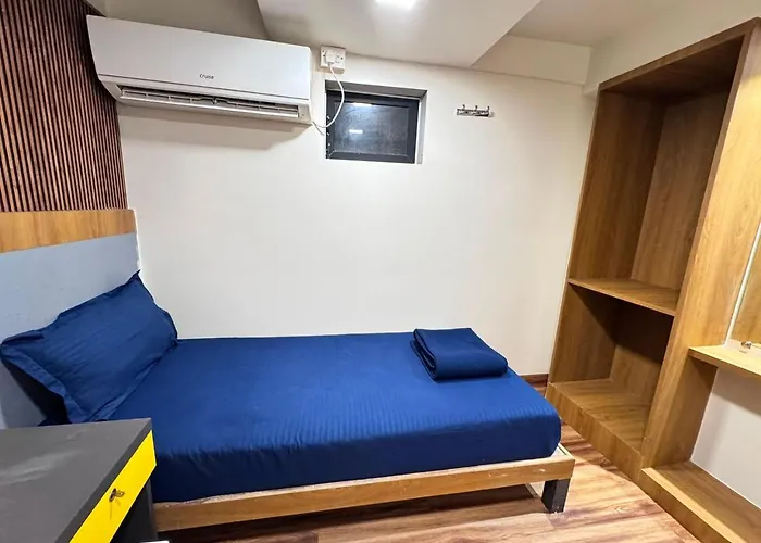 Maple Zocial Hubz-Hostel