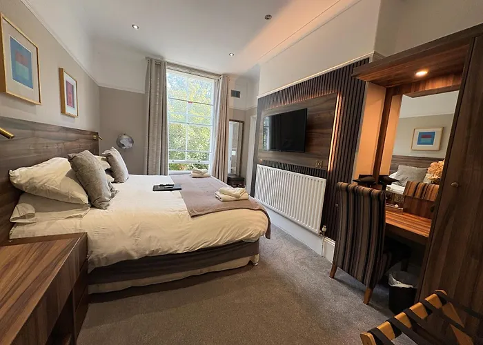 Hedley House Hotel & Apartments