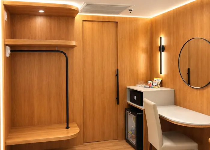In Luxury hotels Americas Copacabana