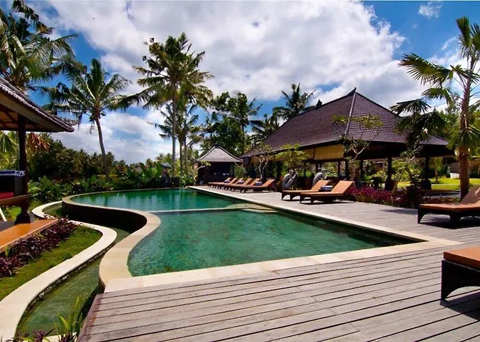 Vacation home: Agung Raka Villa