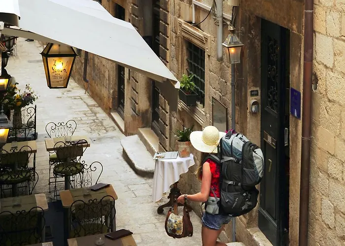 B&B only: Old Town Hostel
