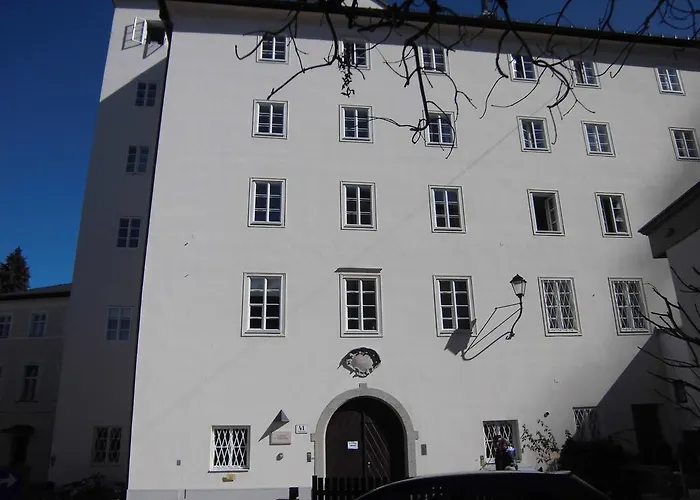 Hotel near College: Institut St.Sebastian