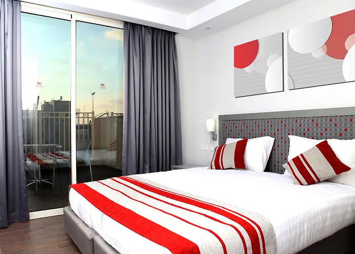 Cheap hotel: Maris Hotel