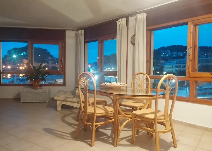 Lydia'S Apartment With Castle View