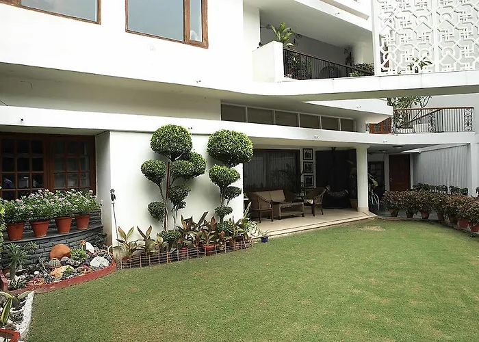 Golf hotel: Ahuja Residency Golf Links