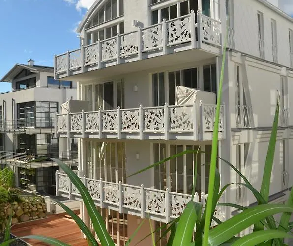 Ferienvermietung: Villa Johanna F593 - Appt 13 mit Kamin und zwei Balkonen