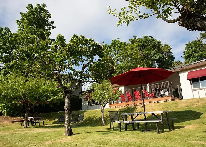 Cherry Tree Inn