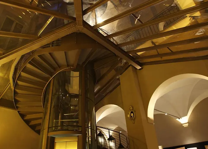 Hotel with view: Borghese Palace Art Hotel