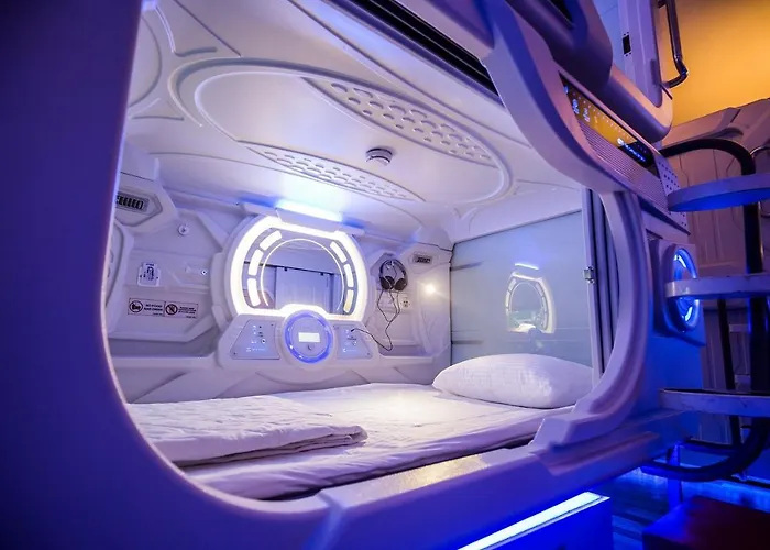 Cheap hotels Capsule