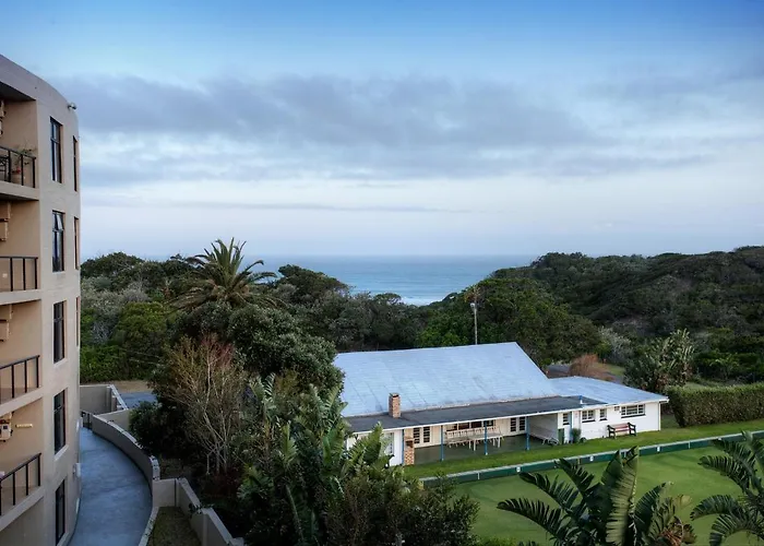 3 star hotel: The Reef Apartments