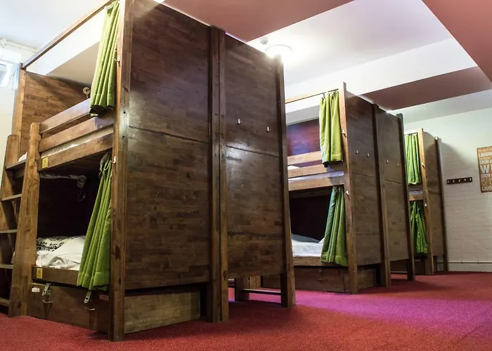 Hotel: Palmers Lodge Hillspring At Willesden Green