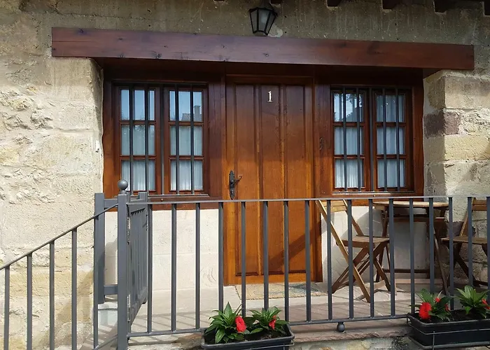 Hotel que admite mascotas: Apartamentos LLave de Santillana