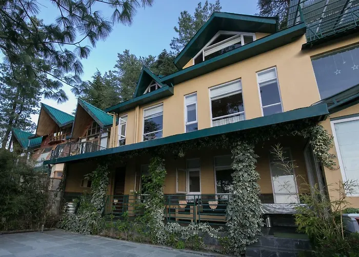 Stayvista At The Corner House - Pet Friendly Villa