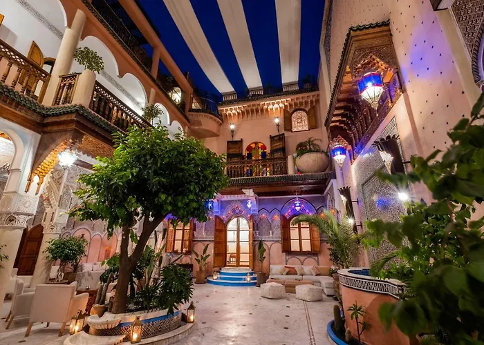  Azad&Spa