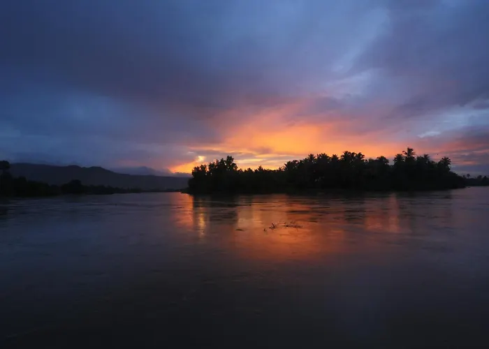 Champa Lodge