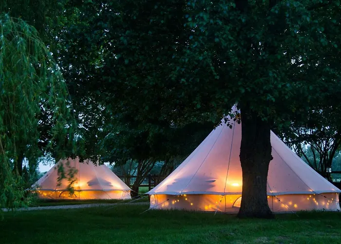 Oxford Riverside Glamping