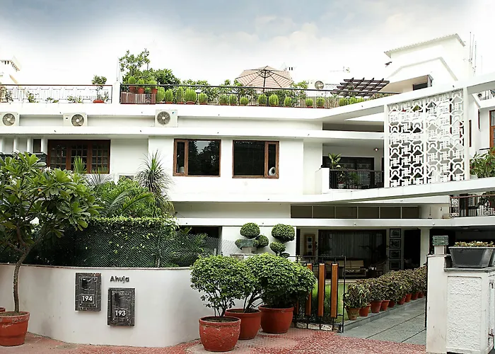 Golf hotel: Ahuja Residency Golf Links