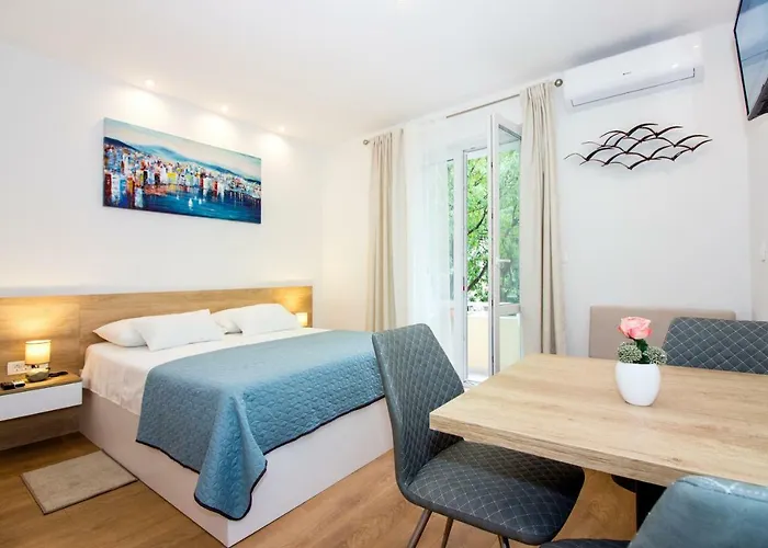 Vacation rental: Lugo Apartments