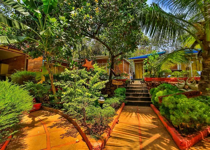 Hotel suites Zulu Land Cottages - Near Curlies Beach Shack And Shiva Valley - Anjuna Beach