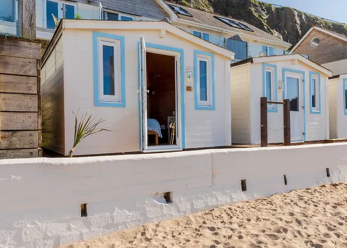 Private Villa: Tolcarne Beach Cabins