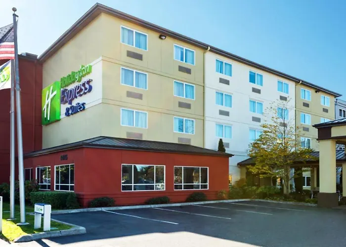 Cheap hotel: Holiday Inn Express Hotel & Suites North Seattle - Shoreline, An Ihg Hotel